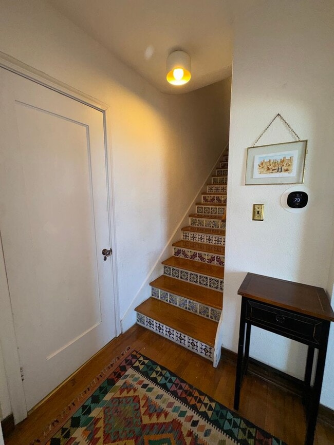 Building Photo - Spanish Style Architectural Gem in the Heart of Altadena - Available Early June