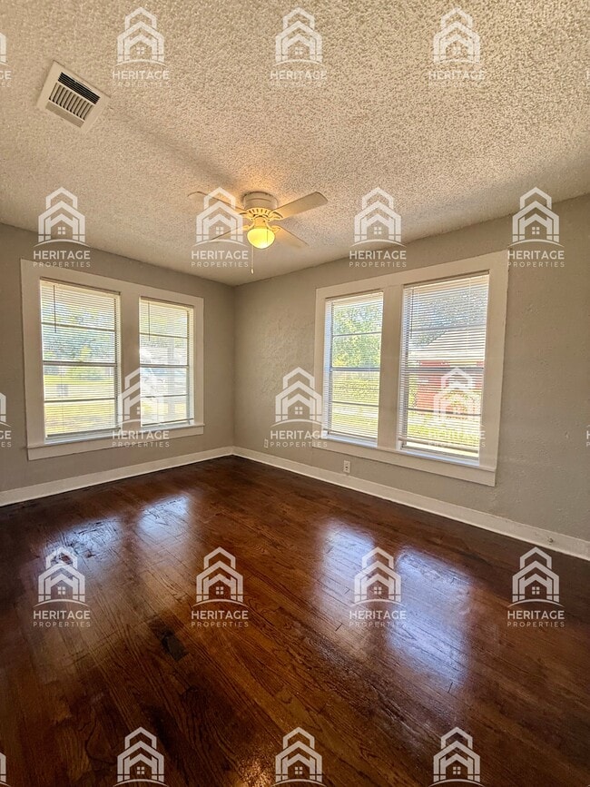 Building Photo - 5809 Kilpatrick Ave