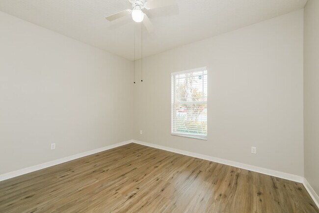 Building Photo - 3040 Morton Way