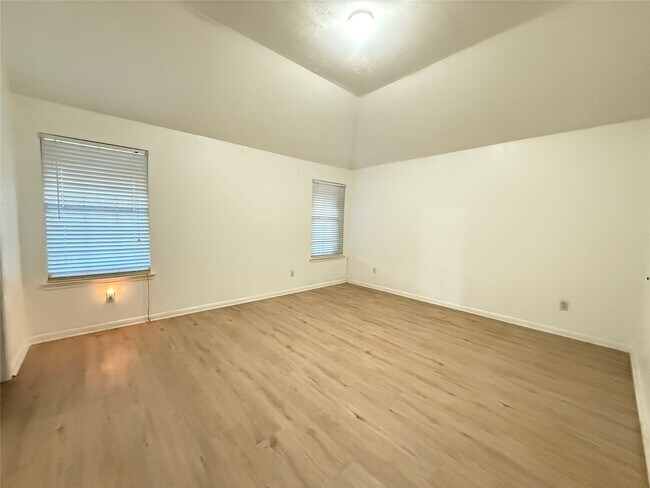 Building Photo - 13810 Audra Ln