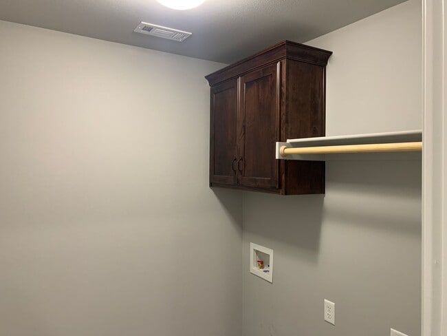 Building Photo - Beautiful 4 Bedroom Home for lease, Benton...