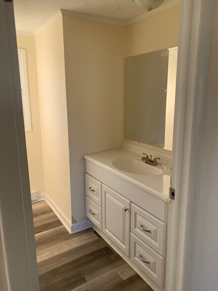 Building Photo - 103 Ramer Ct