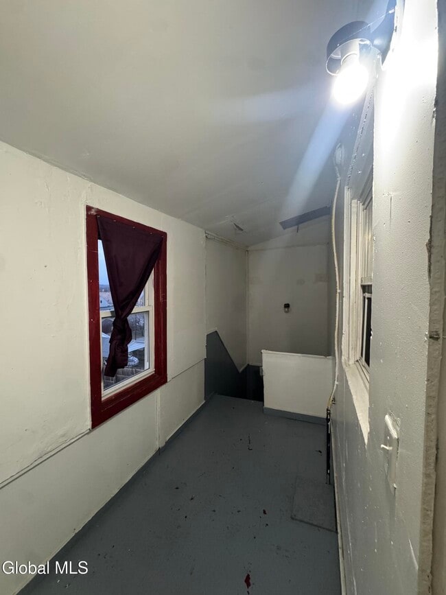 Building Photo - 1701 Carrie St