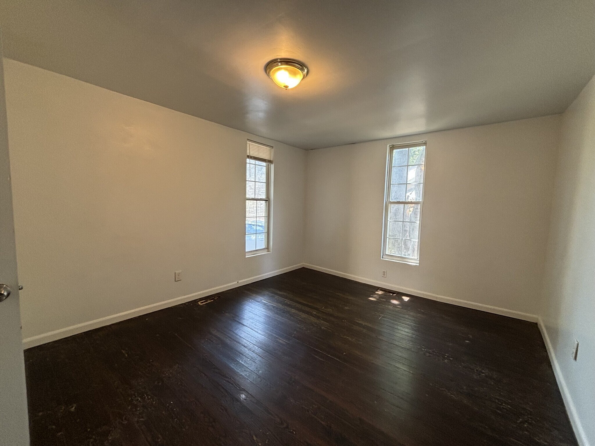 Building Photo - 135 D St