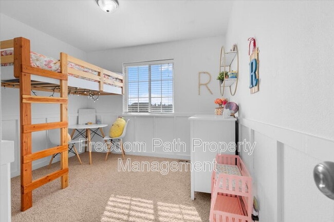 Building Photo - 3783 Pandion Dr
