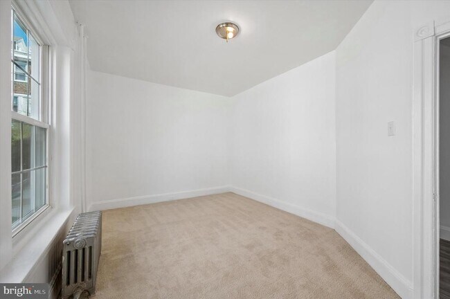 Building Photo - 4319 Mitchell St