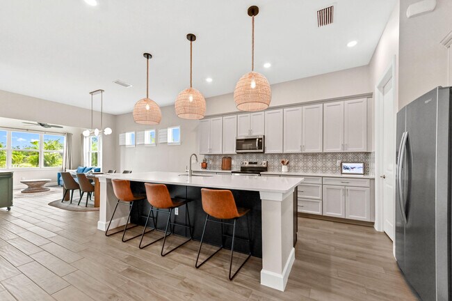 Building Photo - 9891 SW Legacy Dr