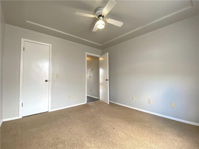 Building Photo - 917 NW 170th St