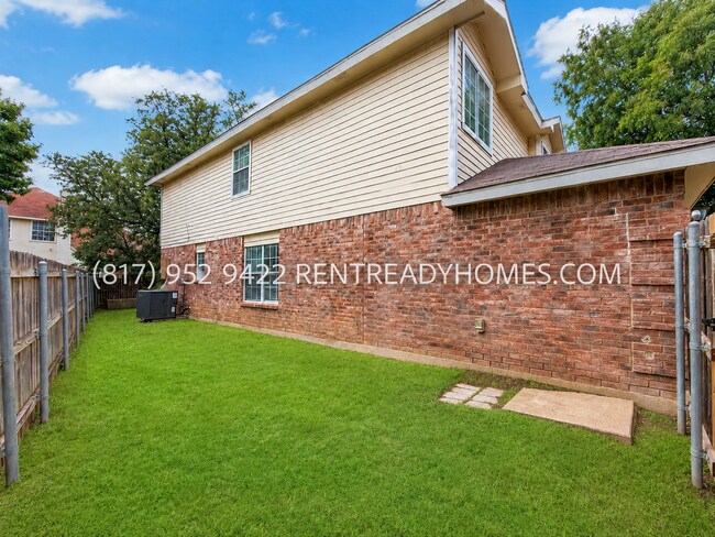 Building Photo - 7504 Trotter Ct