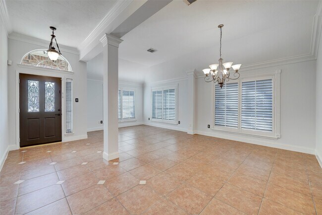 Building Photo - 8903 Aberdeen Park Dr