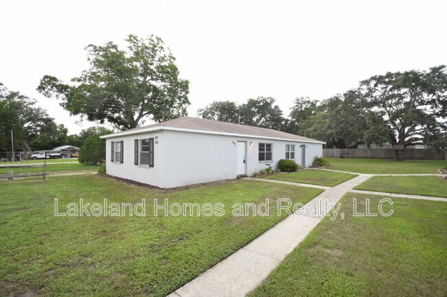 Primary Photo - 891 School House Rd