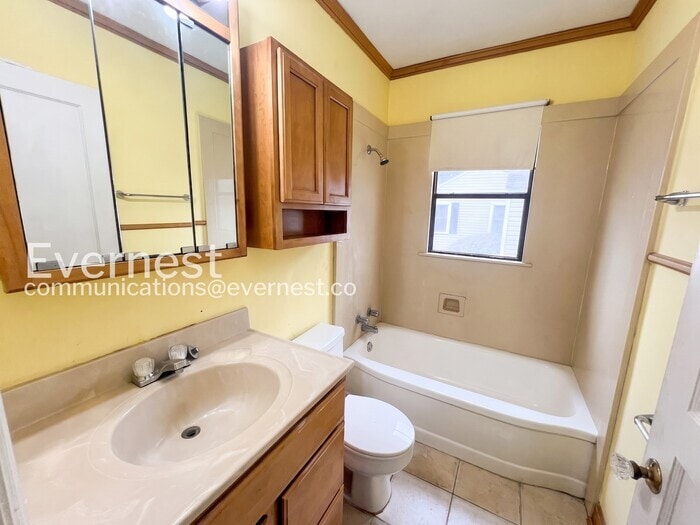 Building Photo - 6700 Westover Dr