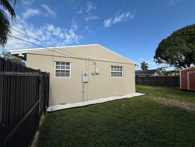 Building Photo - 1498 SW 47th Terrace
