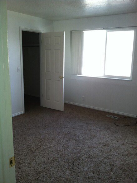 Building Photo - 7415 S 415 E