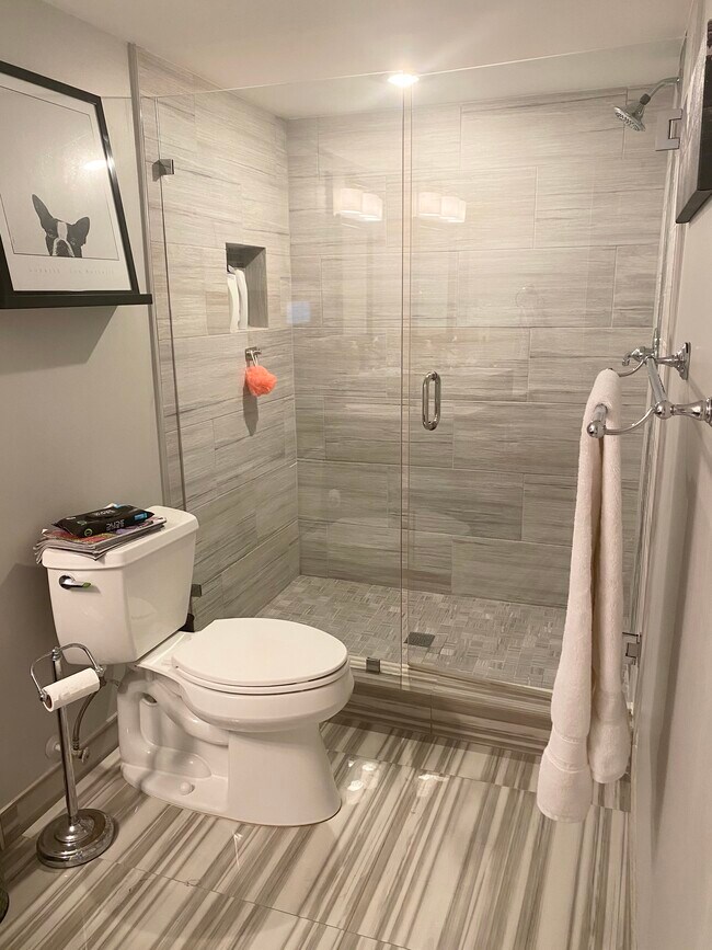 Building Photo - 1150 Homewood Blvd