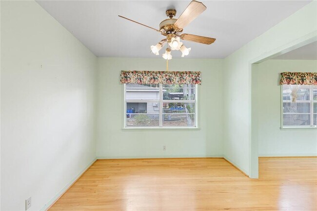 Building Photo - 508 Morris Dr