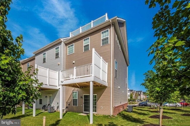 Building Photo - 7780 Dagny Wy