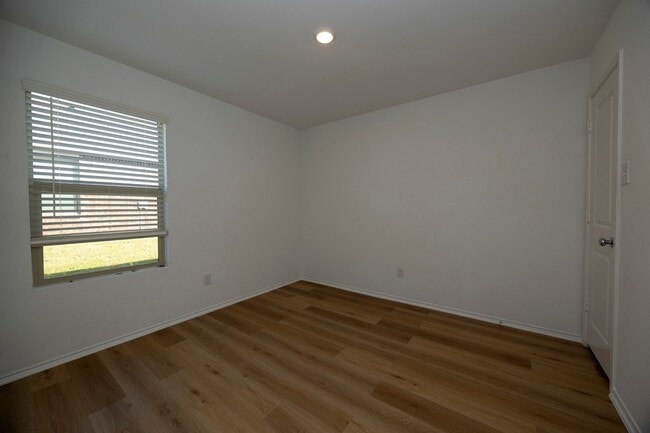 Building Photo - 6508 Auburn Dl Rd