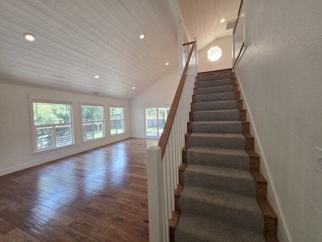 Building Photo - 3310 Manzana St