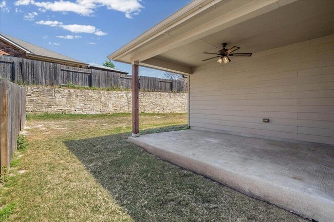 Building Photo - 388 Pond View Pass