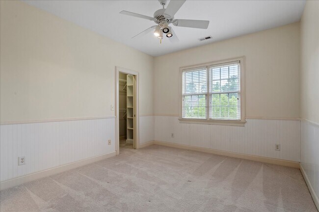 Building Photo - 106 Grannon Ct