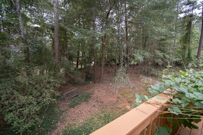 Building Photo - 115 Winterberry Dr