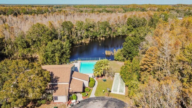 Building Photo - 11550 Baywood Meadows Dr