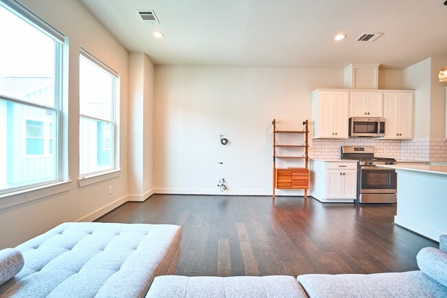 Building Photo - 3628 Griggs Rd