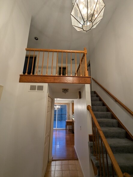 Building Photo - 288 East St