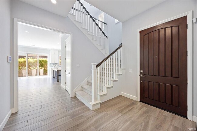 Building Photo - 58 Stetson