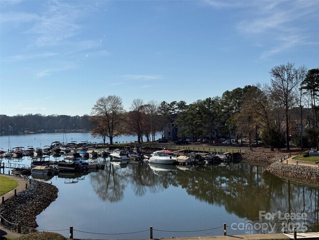 Building Photo - 1133 Torrence Cir