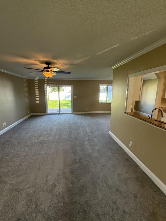 Building Photo - 524 Plantation Dr