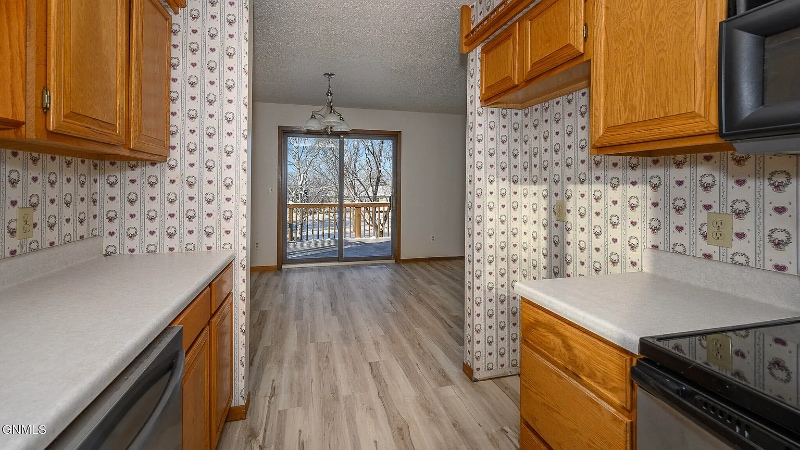 Building Photo - 1731 5th Ave NE