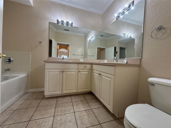 Building Photo - 4707 1st Ave E