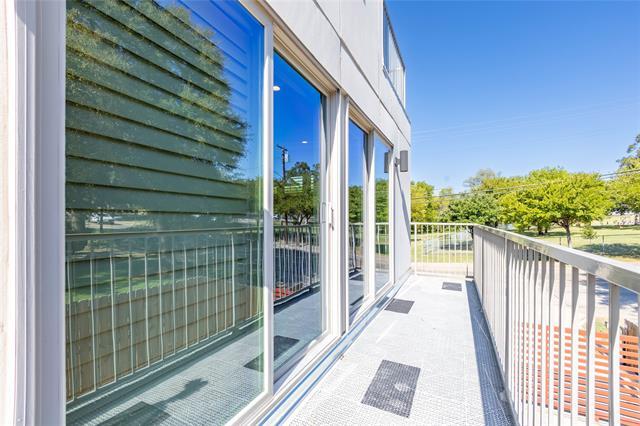 Building Photo - 2134 Lucas Dr