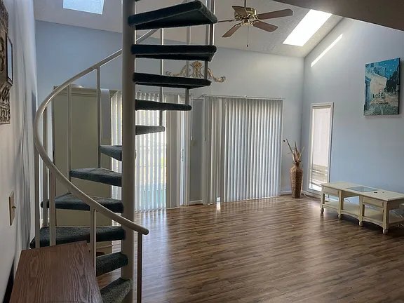 Building Photo - 3700 Golf Colony Ln