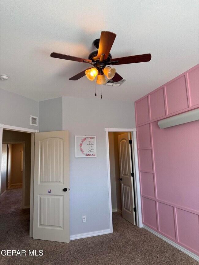 Building Photo - 3045 Woodhead