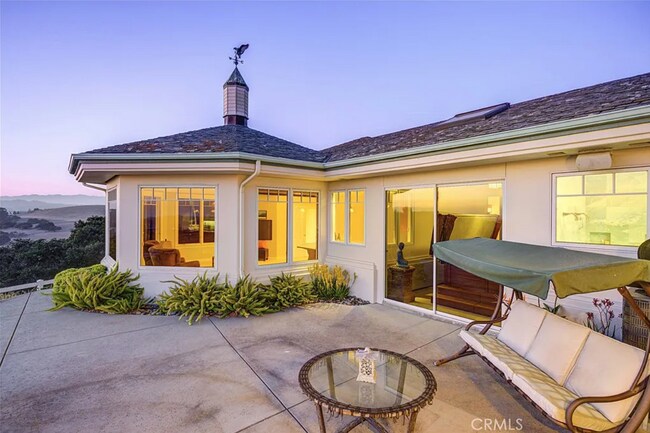 Building Photo - 2780 Coast View Dr
