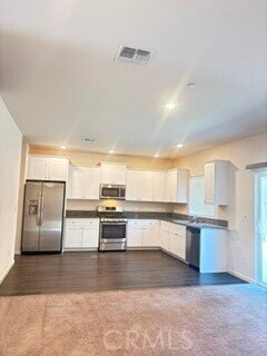 Building Photo - 623 Phelps Dr