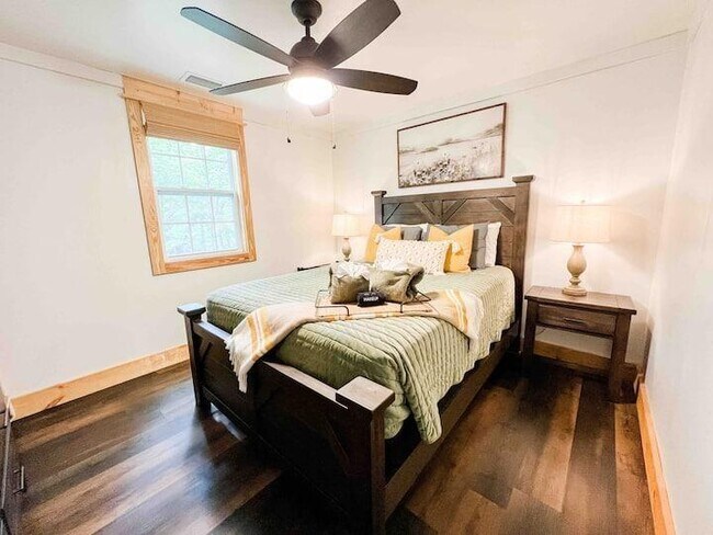 Building Photo - 449 Burbano Creekside Lndg