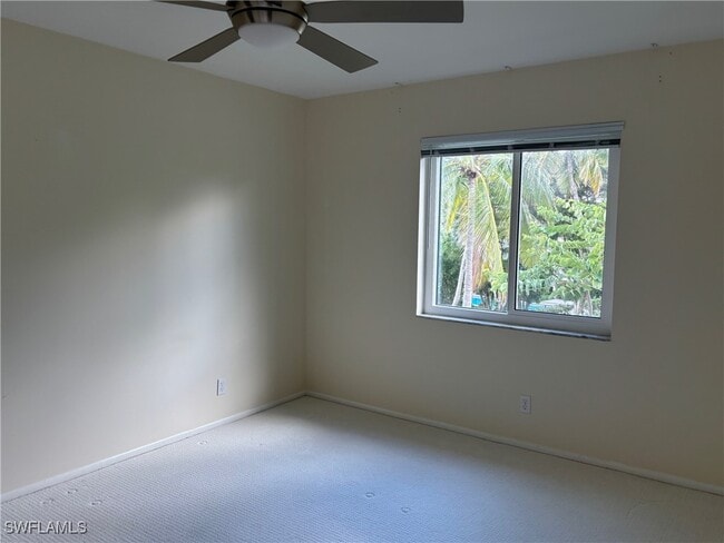 Building Photo - 900 8th Ave S