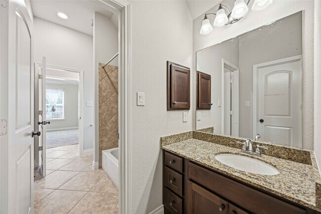 Building Photo - 27707 Lodgemist Ct