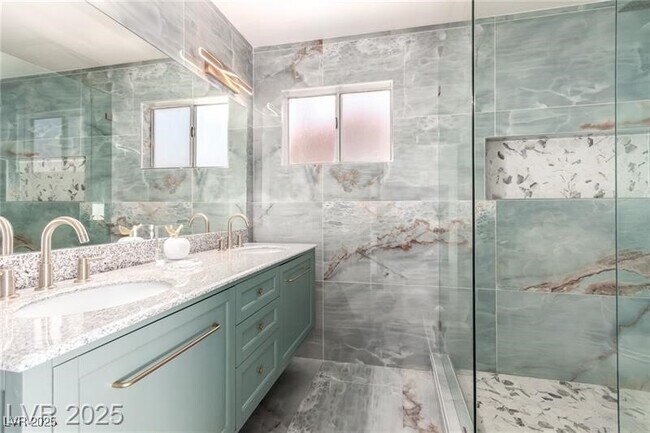 Building Photo - 3826 S Edmond St