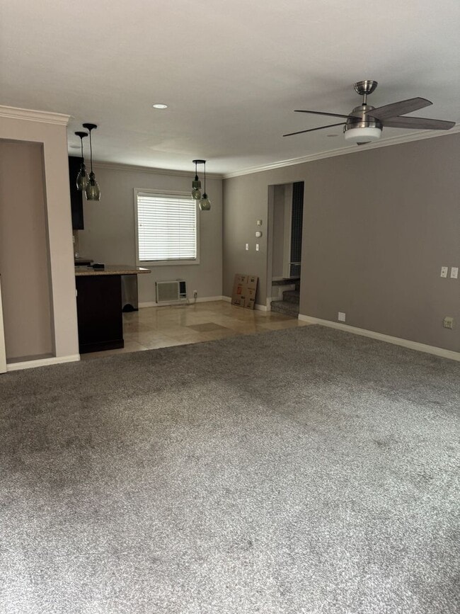 Building Photo - 2 bedroom/2bathroom condo
