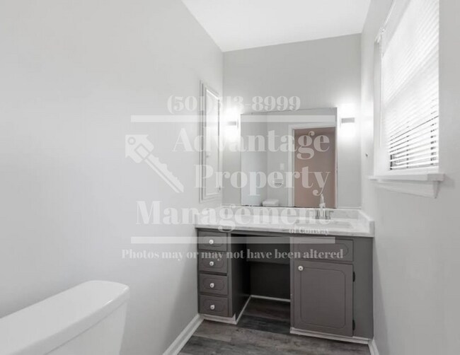 Building Photo - Charming & Spacious 3-Bedroom, 1.5-Bathroom Home in Conway, AR!