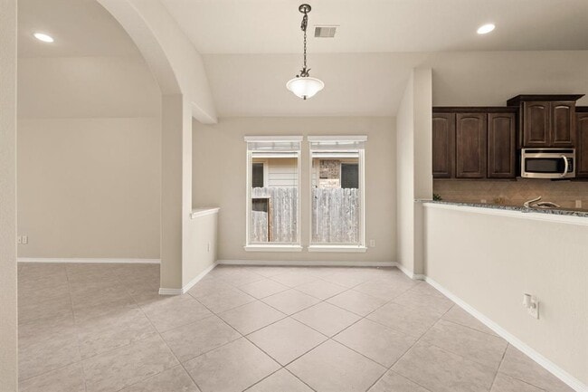 Building Photo - 4211 Ponderosa Hills Ln