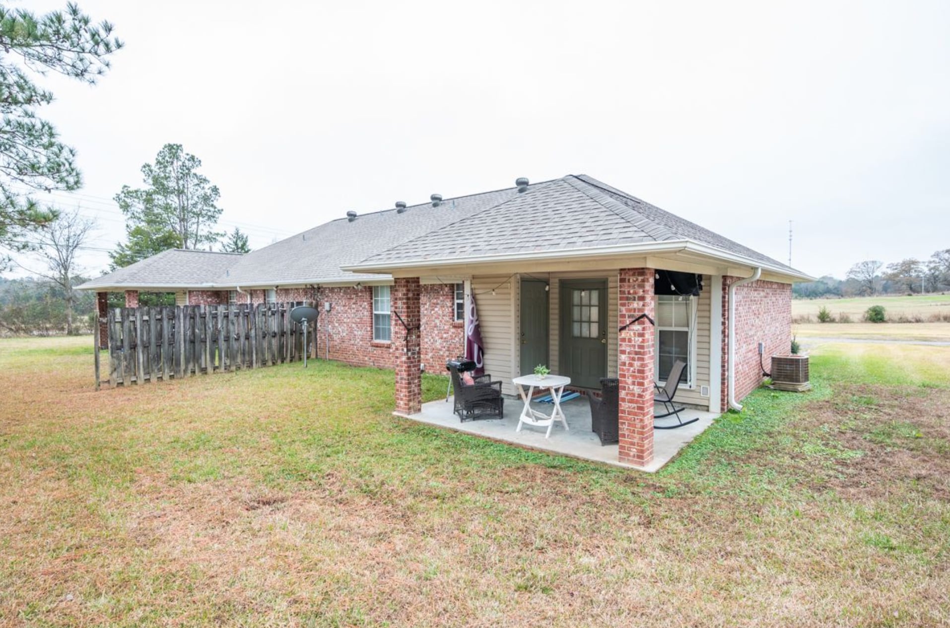 Building Photo - 127 Darby Way