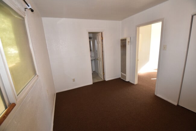 Building Photo - 1133 Valley Manor Ct