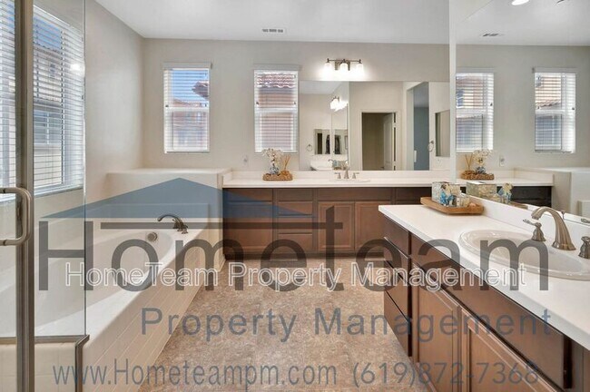Building Photo - 1315 Ortega St