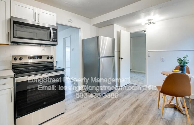Building Photo - 3315 SE 127th Pl